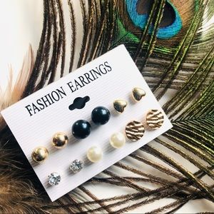 🔥3/$25 Set of 6 Stud Earrings